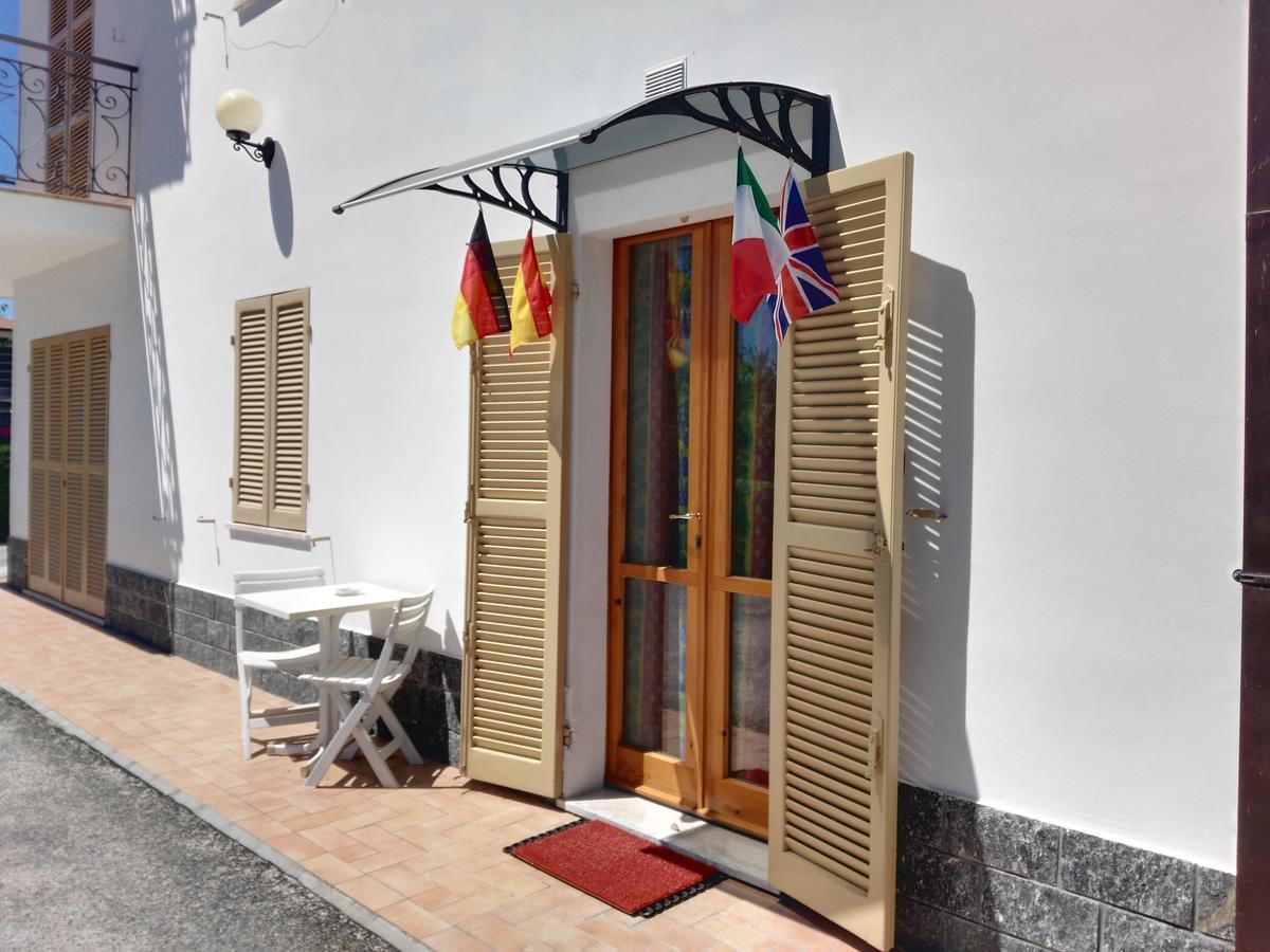 B&B Le Dive Ostra Extérieur photo